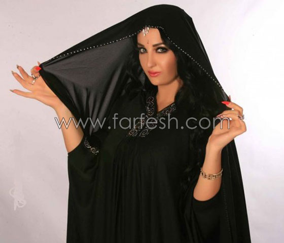  حبس الراقصة صافيناز ومدير اعمالها 6 أشهر وغرامة 10 آلاف جنيه صورة رقم 1