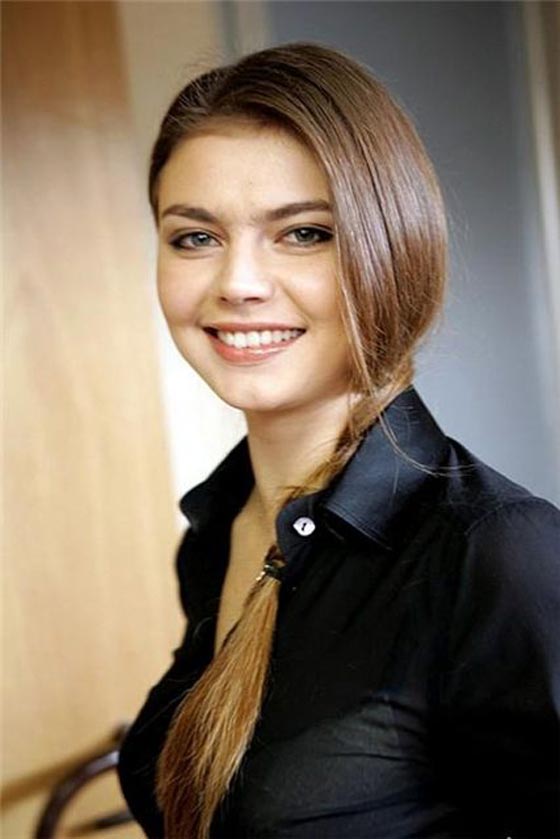 بوتين يكشف: علاقتي بطليقتي افضل مما كانت عليه اثناء الزواج صورة رقم 5