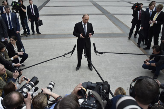 كيف رد بوتين على سؤال: من تنقذ من الغرق.. اردوغان ام بوروشنكو؟ صورة رقم 3