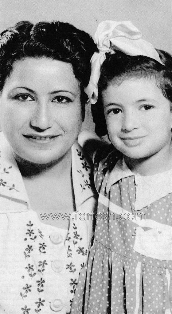 حبيبة امها: صور فنانات من الزمن الجميل مع بناتهن صورة رقم 10