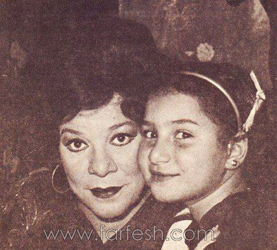 حبيبة امها: صور فنانات من الزمن الجميل مع بناتهن صورة رقم 9
