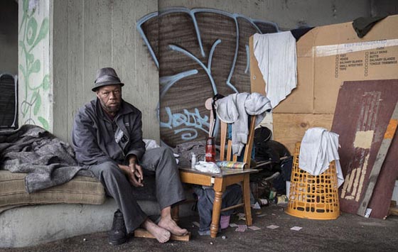 في شوارع امريكا تشرد وفقر فاحش واوباما منشغل بداعش.. فيديو وصور صورة رقم 3