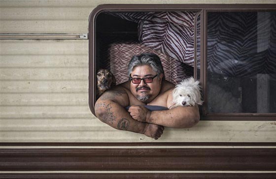 في شوارع امريكا تشرد وفقر فاحش واوباما منشغل بداعش.. فيديو وصور صورة رقم 8