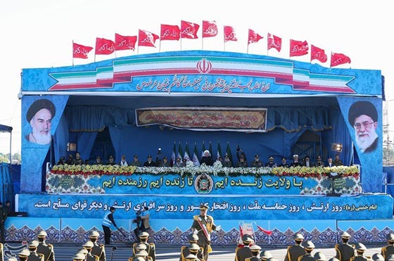 الايرانيون يستعرضون قوتهم العسكرية برفقة اس 300 الروسية صورة رقم 3