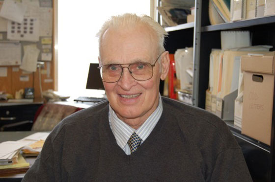 وفاة وليام غراي ابرز علماء التنبؤ بالاعاصير وظاهرة الـ نينيو صورة رقم 3