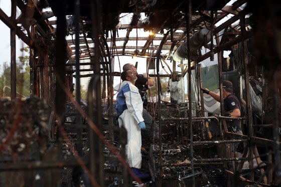 21 جريحا اسرائيليا في احتراق حافلة نتيجة انفجار عبوة ناسفة  صورة رقم 25