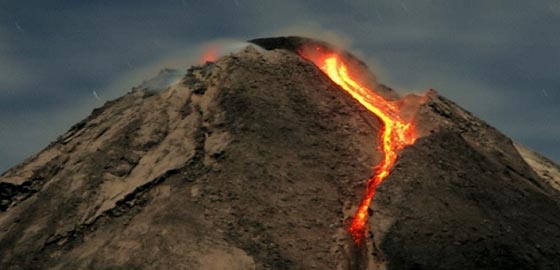 العلماء حذروا منه.. تسونامي هائل يقترب من الكناري صورة رقم 3