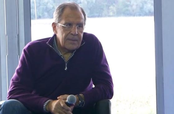 جينز وحذاء وزير خارجية روسيا يزعجان منغوليا!! صورة رقم 7