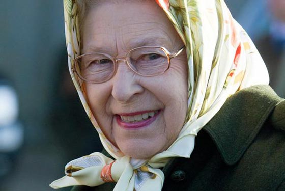 صور الملكة اليزابيث الثانية في عيد ميلادها التسعين صورة رقم 13