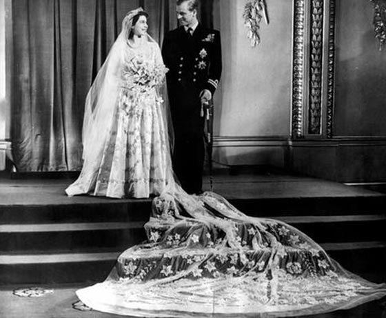 صور الملكة اليزابيث الثانية في عيد ميلادها التسعين صورة رقم 8