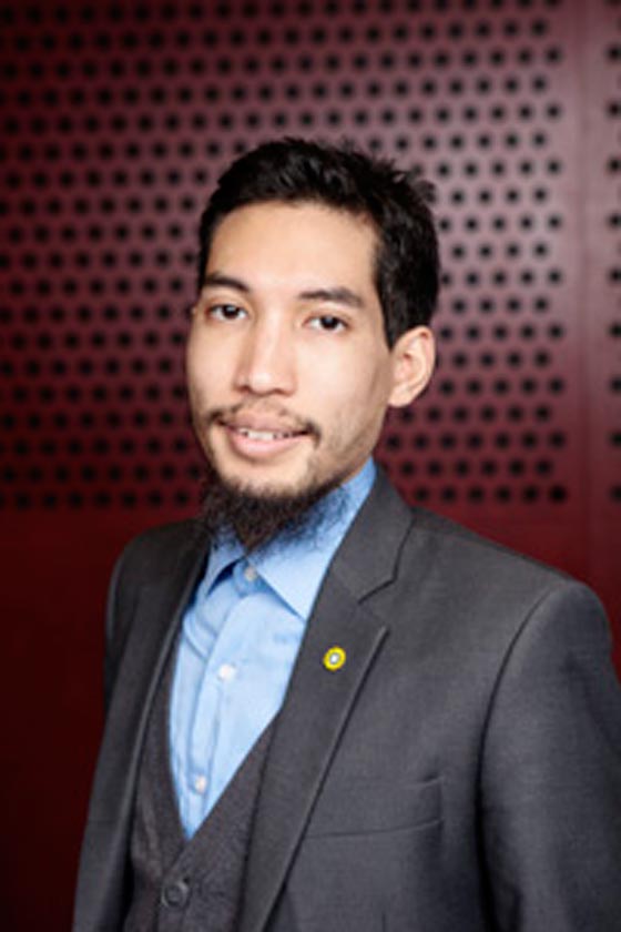 السياسي السويدي المسلم يسري خان يرفض مصافحة النساء ويعتزل السياسة صورة رقم 10