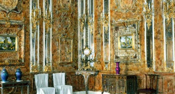 العثور على غرفة العنبر المفقودة منذ الحرب العالمية الثانية في بولندا صورة رقم 1