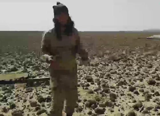 داعش يعلن اسر طيار سوري تحطمت طائرته قرب دمشق.. فيديو صورة رقم 3