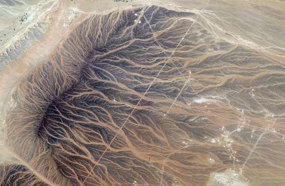 شاهد كوكبنا الارضي من فضاء ناسا المجهول صورة رقم 14 شاهد كوكبنا الارضي من فضاء ناسا المجهول صورة رقم 14