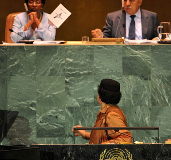 صور الرؤساء وحماقاتهم المحرجة.. منهم اردوغان واوباما صورة رقم 3