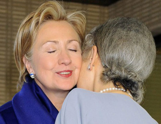 صور الرؤساء وحماقاتهم المحرجة.. منهم اردوغان واوباما صورة رقم 1