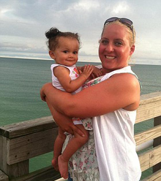 امريكية انجبت طفلا اسود فلجأت الى القضاء.. ولكن ضد من؟! صورة رقم 5