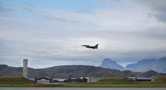 مقاتلة نرويجية تطلق النار بالخطأ على برج مراقبة! صورة رقم 1