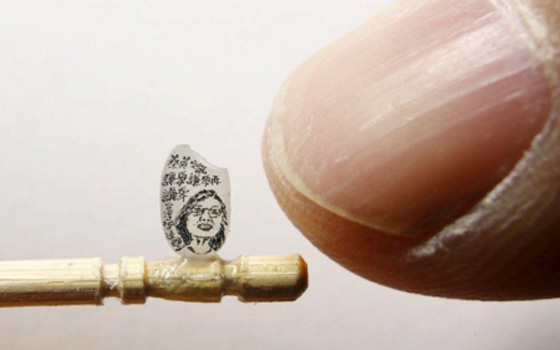 ابداع مفاجئ.. فنان مختلف يحول حبة ارز الى منحوتة للرئيسة التايوانية صورة رقم 6