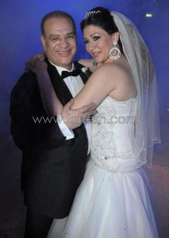 صور فنانين يجاملون في افراح المشاهير: 25 صورة خلف الكواليس صورة رقم 7