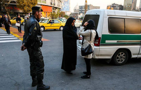 في ايران.. شرطة سرية لتحري ممارسات المواطنين الاخلاقية صورة رقم 20