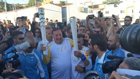 قصة لاجئ سوري من فقده لقدمه الى حمل الشعلة الأولمبية صورة رقم 8