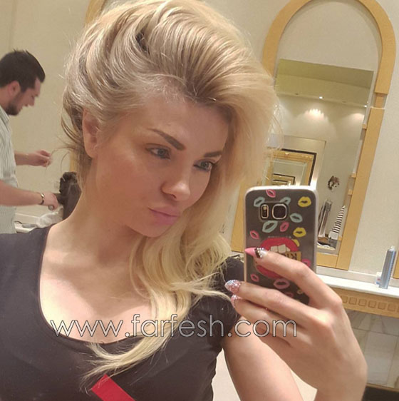 اشارة النازية تحرم ميريام كلينك من فيسبوك لمدة شهر صورة رقم 5