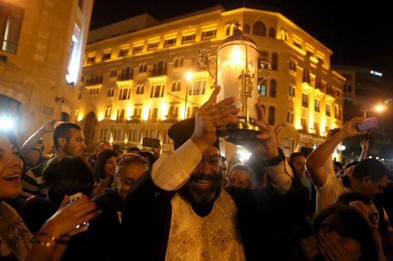 العالم المسيحي الشرقي يحتفل بالفصح المجيد.. كل عام وانتم بخير صورة رقم 41