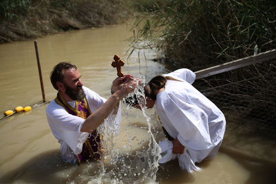 العالم المسيحي الشرقي يحتفل بالفصح المجيد.. كل عام وانتم بخير صورة رقم 7