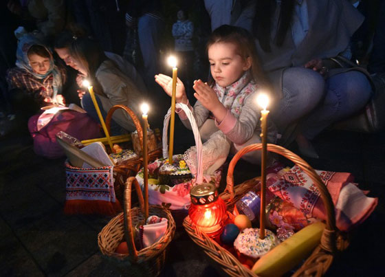 العالم المسيحي الشرقي يحتفل بالفصح المجيد.. كل عام وانتم بخير صورة رقم 47