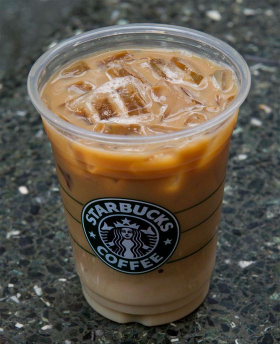 دعوى قضائية بـ5 ملايين دولار ضد ستاربكس والسبب حجم قطع الثلج صورة رقم 4 دعوى قضائية بـ5 ملايين دولار ضد ستاربكس والسبب حجم قطع الثلج صورة رقم 4