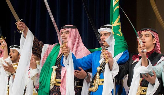 لماذا بكى الملك سلمان في حفل تخرج ابنه وماذا قال؟ صورة رقم 5