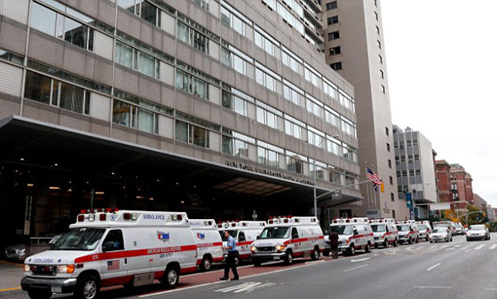 اطباء يتحولون الى رجال اطفاء يخمدون النار في جسد مريض!! صورة رقم 3