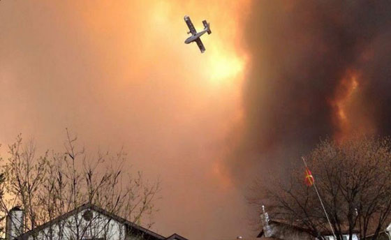 الحرائق تتسبب باعلان الطوارئ في البرتا بعد اخلاء مدينة كندية كاملة صورة رقم 2