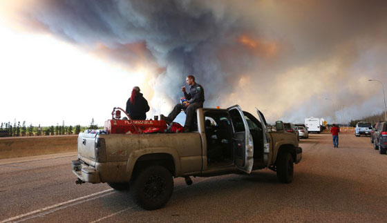 الحريق الوحش في كندا يظهر من الفضاء ولا يزال يستعر منذ 9 ايام صورة رقم 20