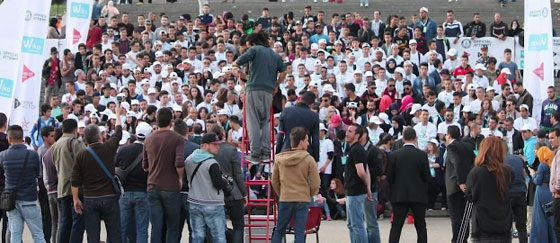 جزائريون يفشلون في دخول موسوعة بأكبر صورة سيلفي صورة رقم 4