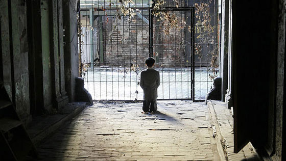 بيع تمثال يجسد هتلر وهو يصلي بسعر فاق كل التوقعات صورة رقم 6