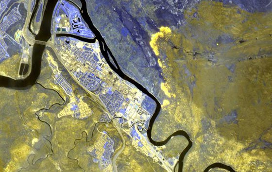 حريق كندا الوحش لا زال مستعرا.. شاهد صور القمر الصناعي قبل وبعد صورة رقم 1