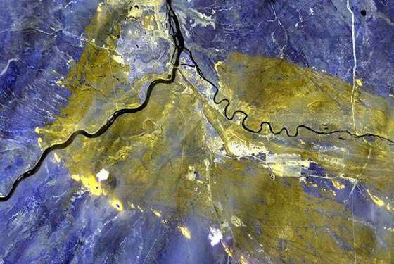 حريق كندا الوحش لا زال مستعرا.. شاهد صور القمر الصناعي قبل وبعد صورة رقم 2