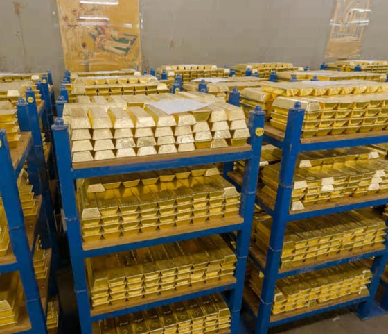 منجم من سبائك الذهب تحت ارصفة احد شوارع عاصمة الضباب صورة رقم 10