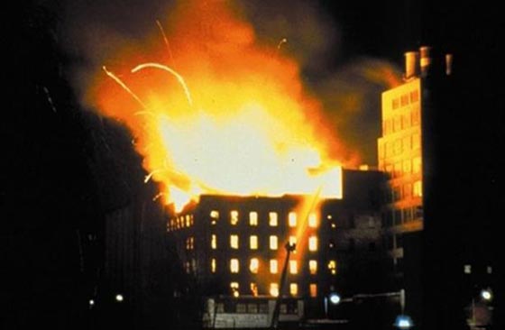 فيديو وصور.. قتلى ومصابون في حريق هائل شب في احد الفنادق بالقاهرة صورة رقم 1