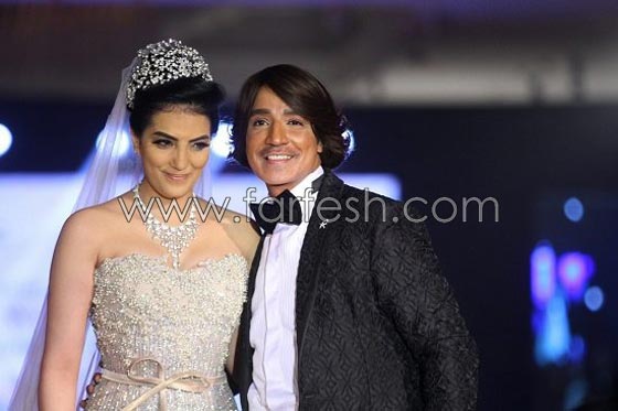 صور فنانات عازبات ارتدين فستان الزفاف أمام الكاميرات فقط صورة رقم 8