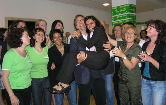 محترم آراس.. اول مسلمة تترأس برلمان ولاية المانية صورة رقم 1