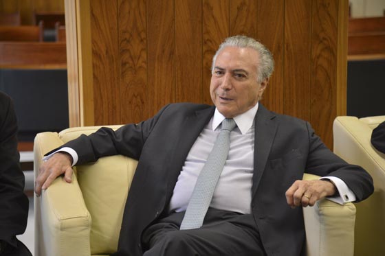 لبنان بدون رئيس.. ولبناني يرأس البرازيل بعد عزل ديلما روسيف صورة رقم 13