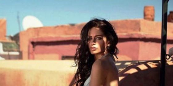  مجلة بلاي بوي الاباحية في جلسة تصوير فوق سطوح مراكش! صورة رقم 3