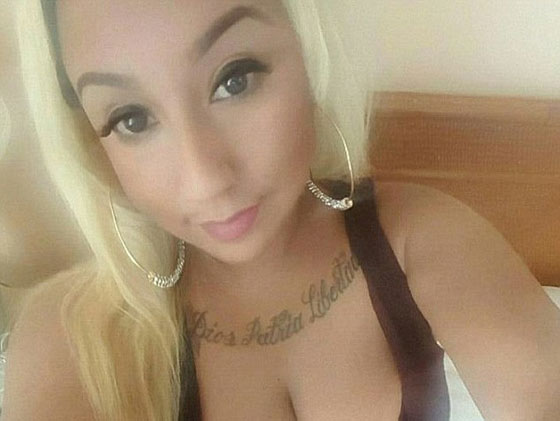 ضباط شرطة امريكيون متورطون بممارسة الفجور مع فتاة قاصر.. فيديو صورة رقم 1