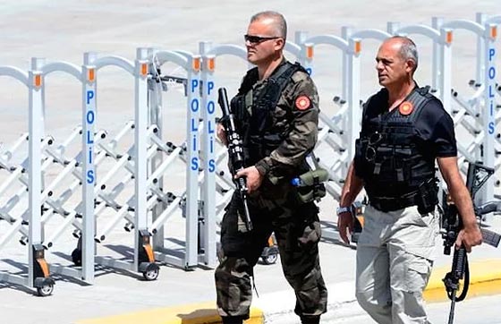 طائر بدون طيار يدخل ابنة اردوغان الى القفص الذهبي صورة رقم 2