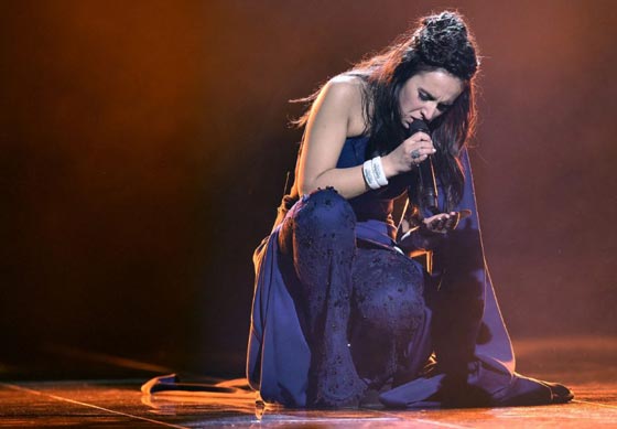 جمالا الاوكرانية بطلة يوروفيجن والفائزة الاولى في نهائياتها صورة رقم 9