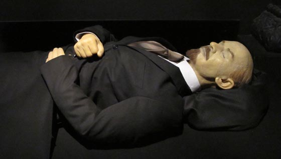 92 سنة من الحفاظ على جثمان لينين محنطا يكلف روسيا 13 مليون روبل صورة رقم 8