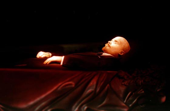 92 سنة من الحفاظ على جثمان لينين محنطا يكلف روسيا 13 مليون روبل صورة رقم 10